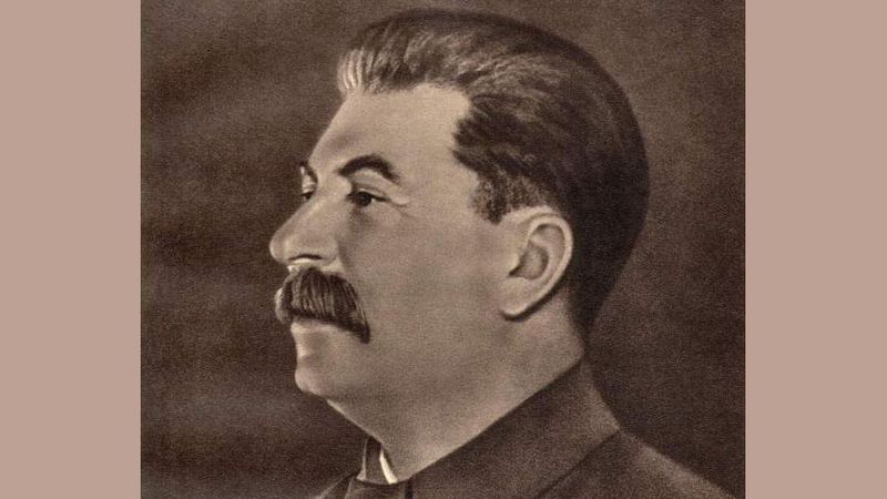 Stalinova busta přečkala na Stalinově třídě dva dny